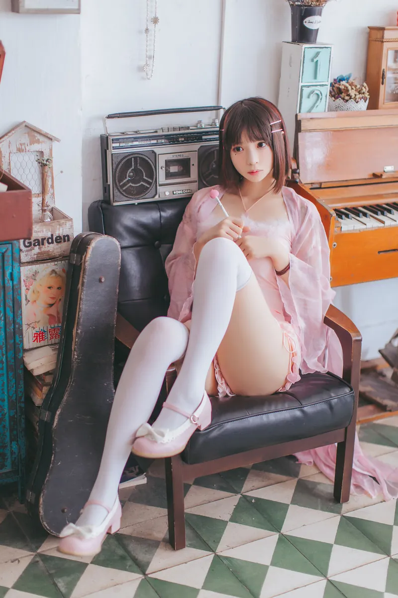 疯猫ss 合集资源COS写真[277套][持续更新]