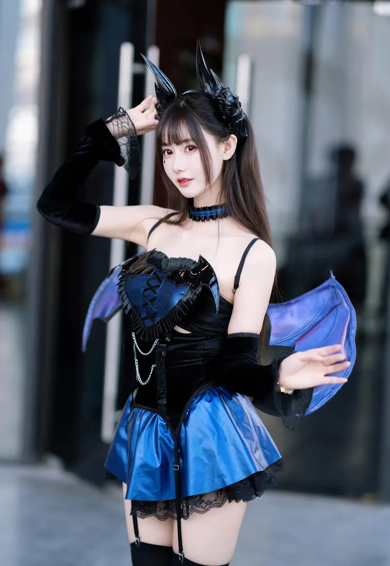 羽生三未 最新 cos 图