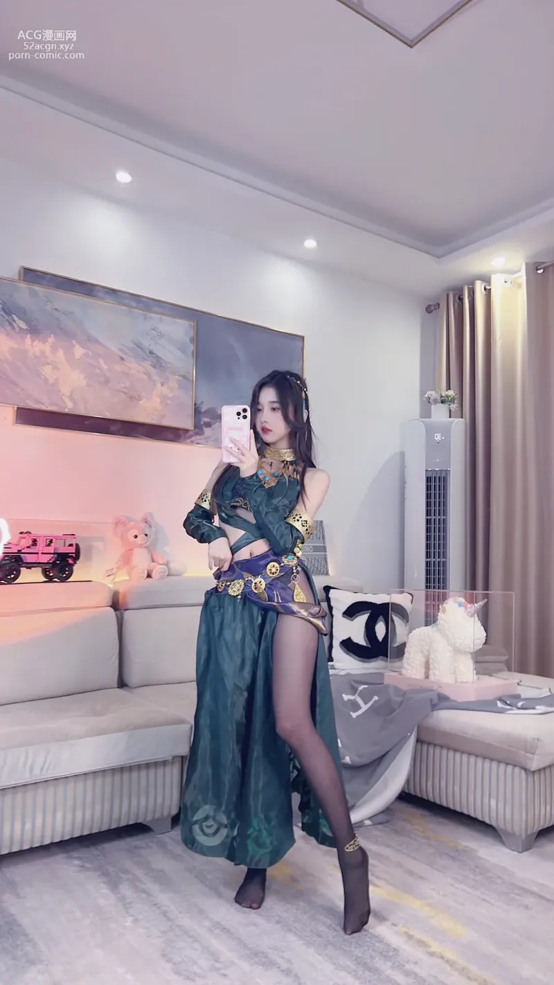 小小奶瓶儿 最新写真